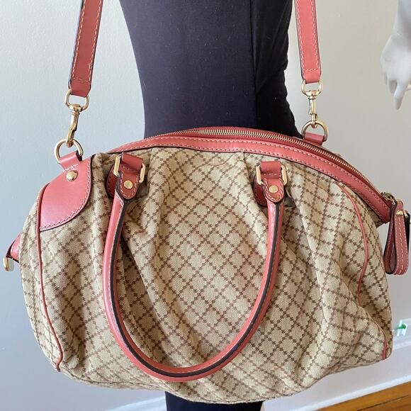 Authentic Gucci Canvas & Pink Leather Shoulder Bag - Picture 11 of 16